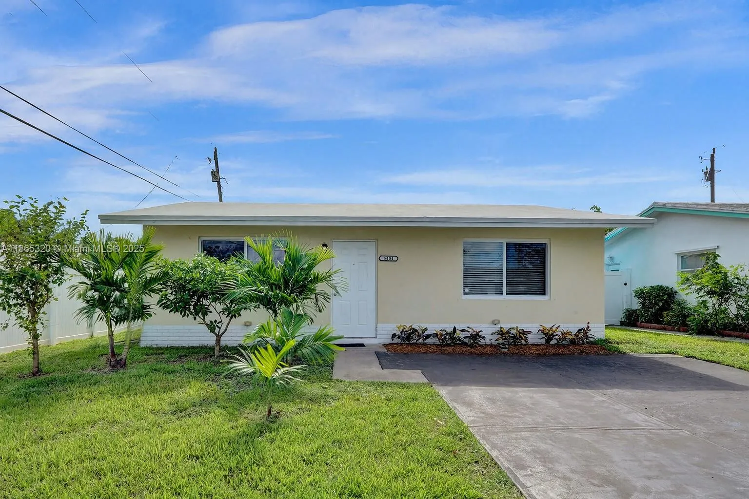 5404 NW 26th Ave