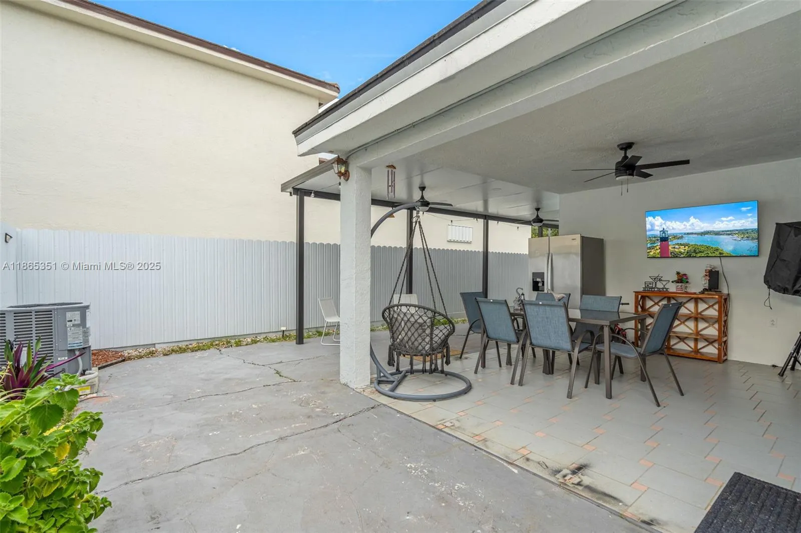 8705 NW 150th Ter