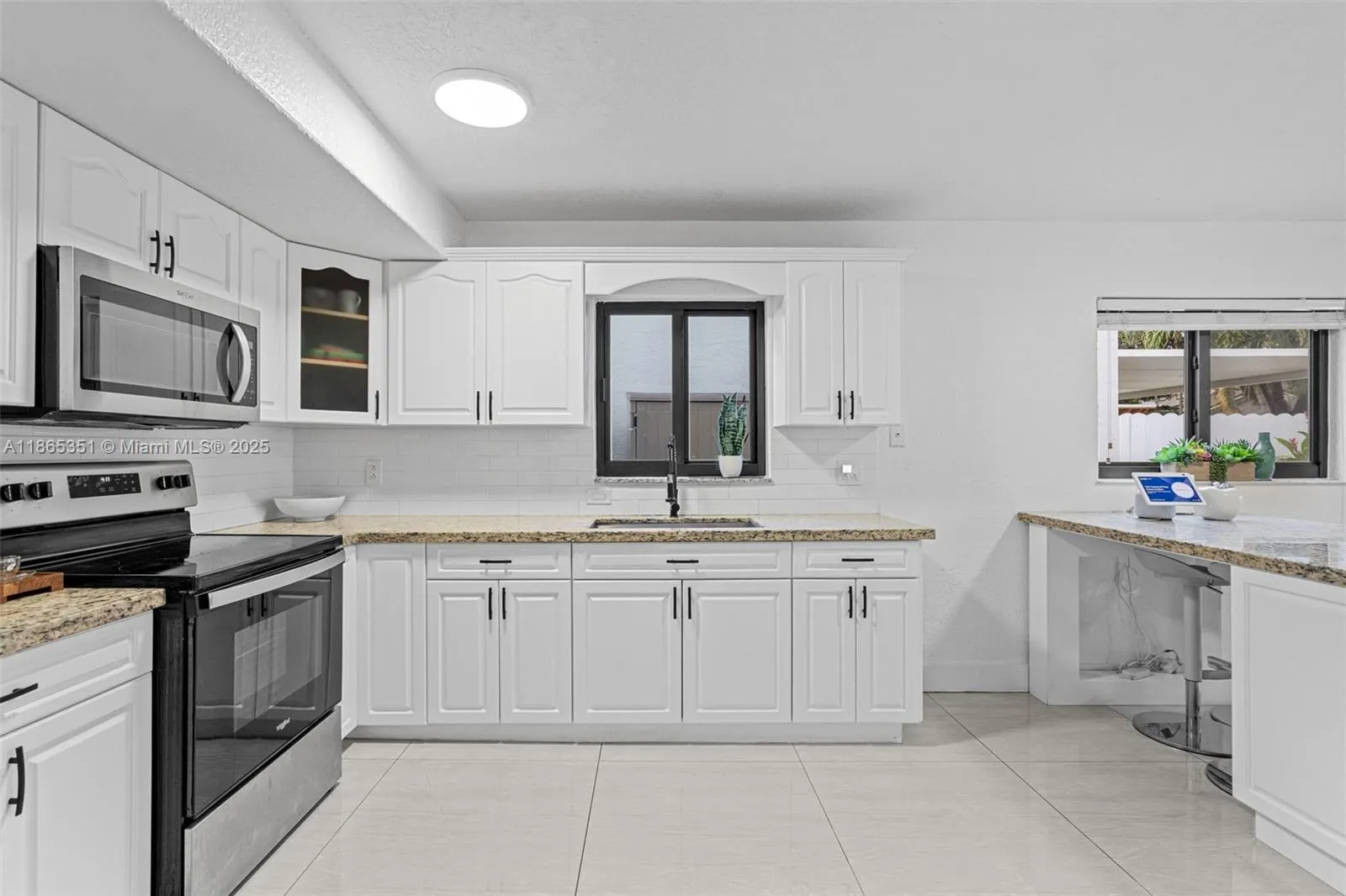 8705 NW 150th Ter