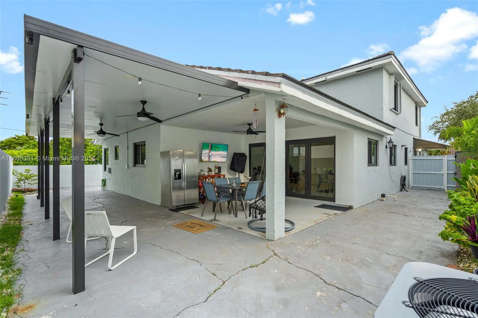 8705 NW 150th Ter