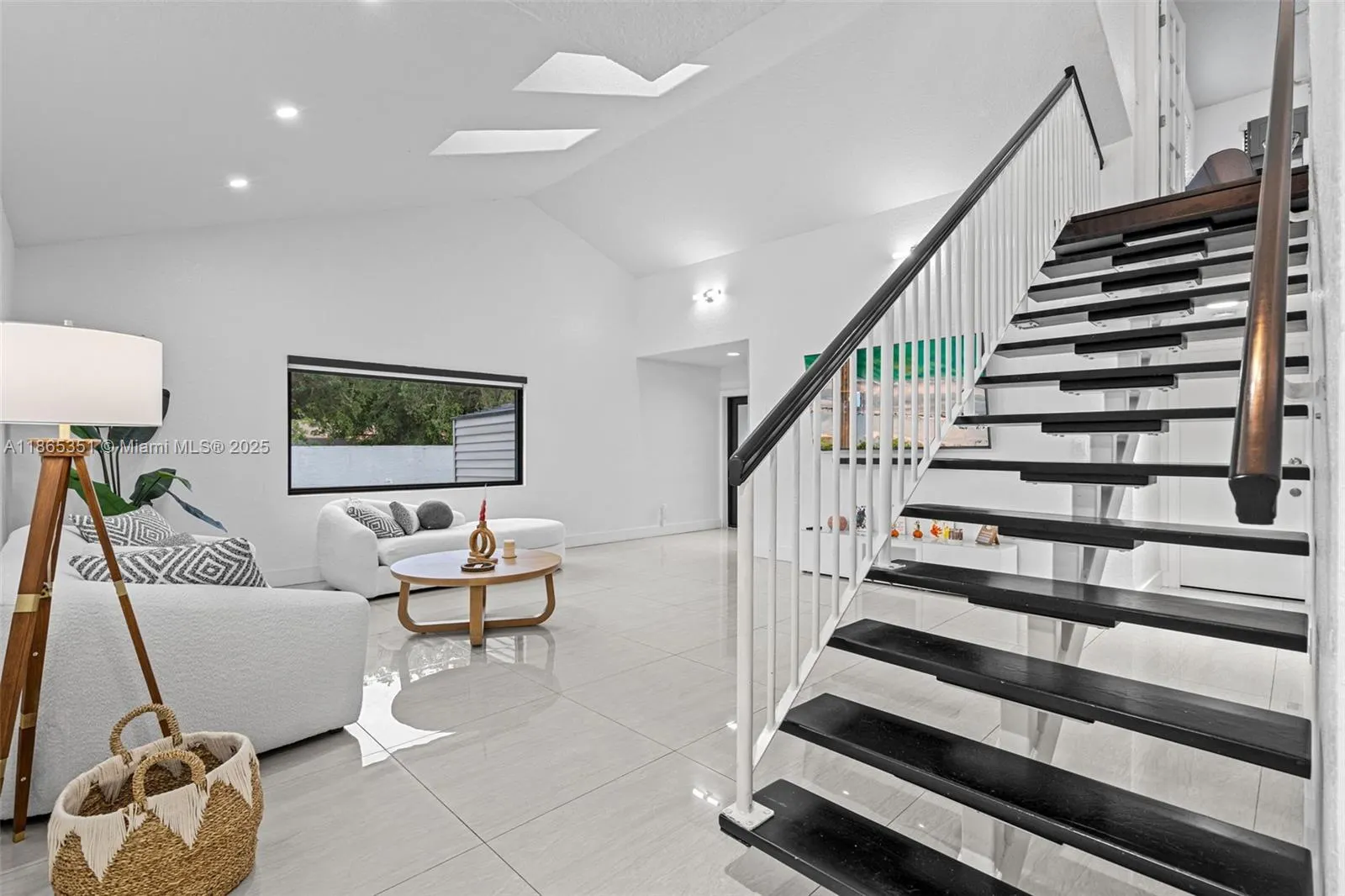 8705 NW 150th Ter