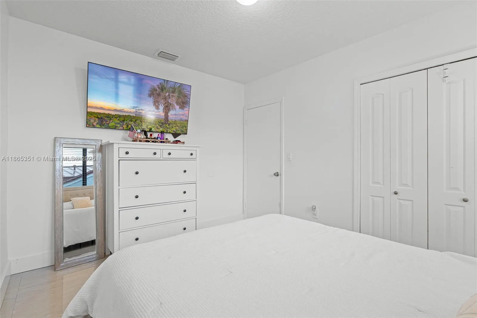 8705 NW 150th Ter
