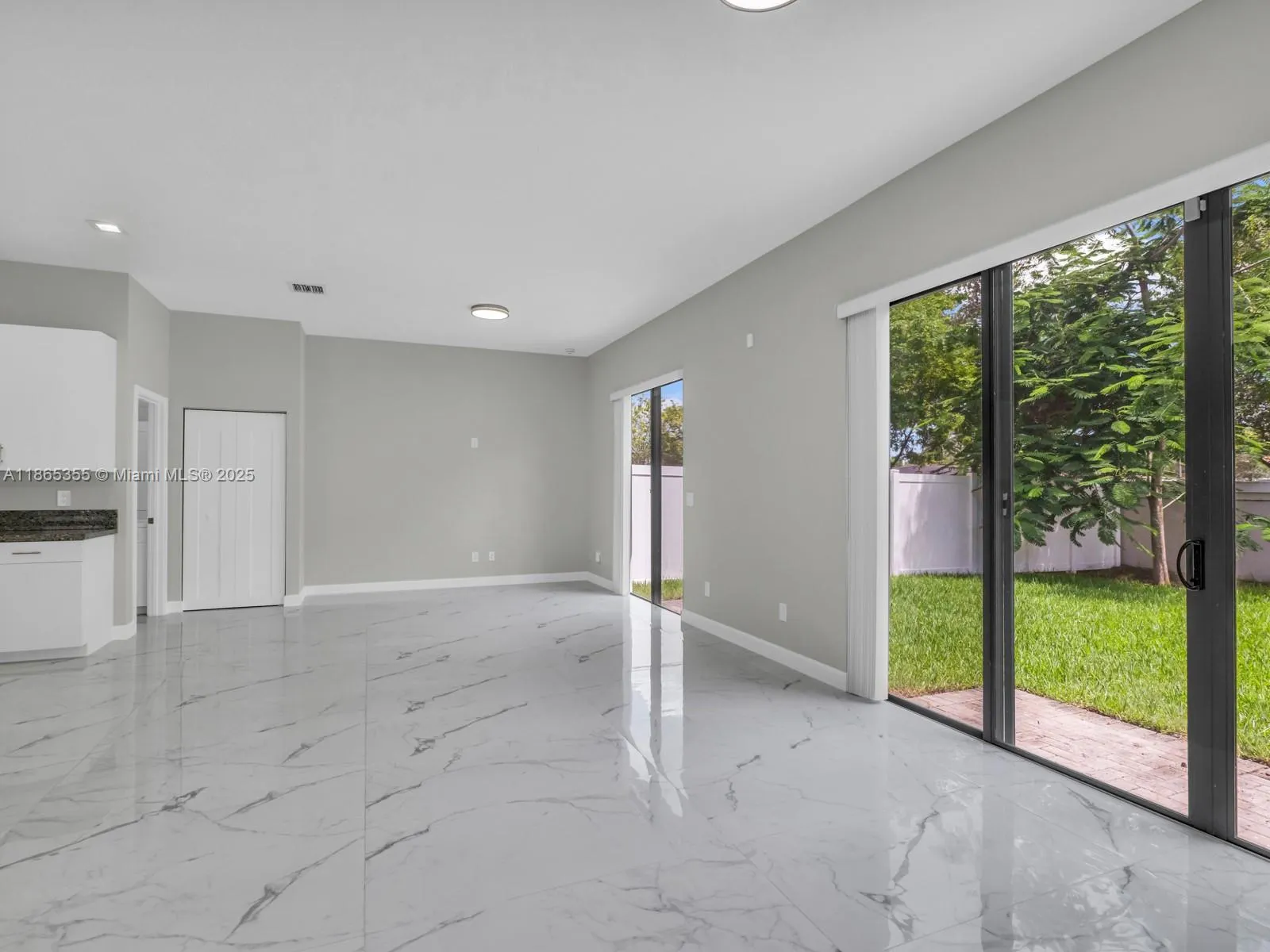 4924 Whispering Way