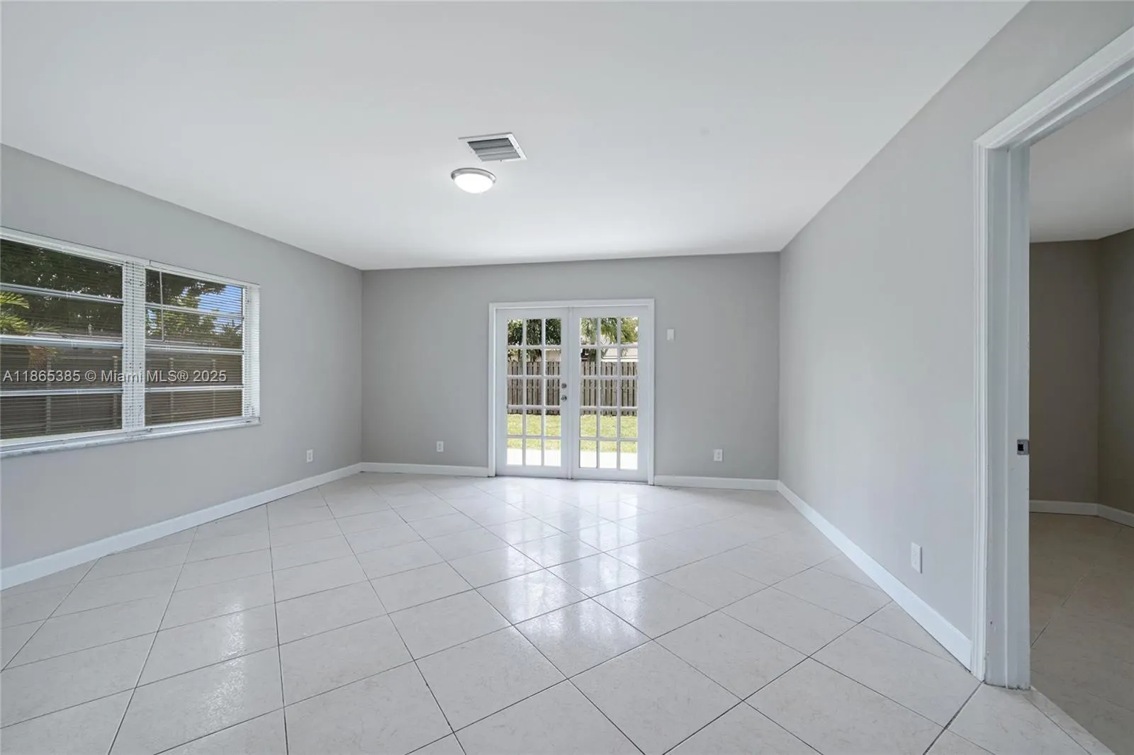 1721 SW 46th Ave