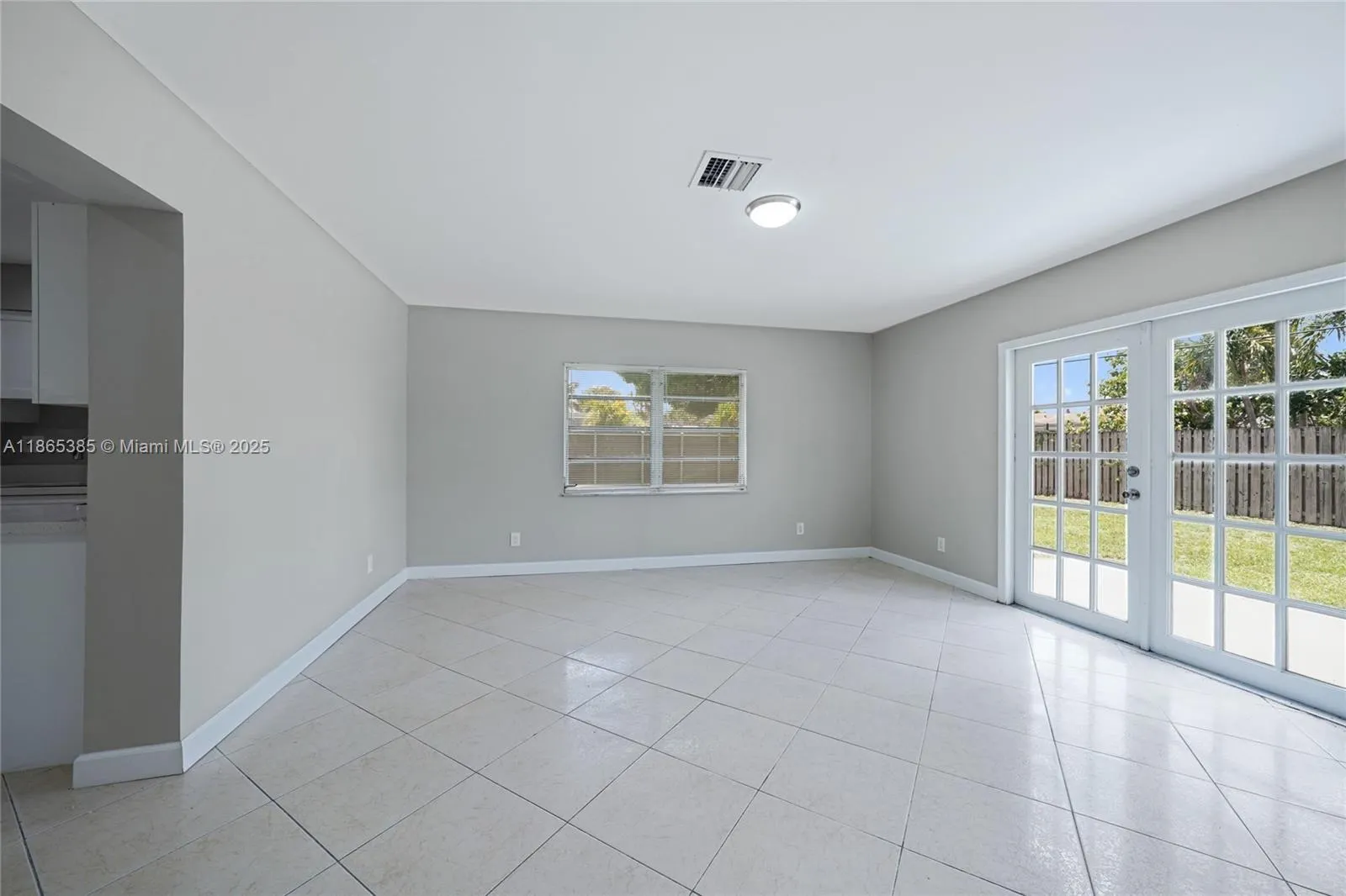 1721 SW 46th Ave