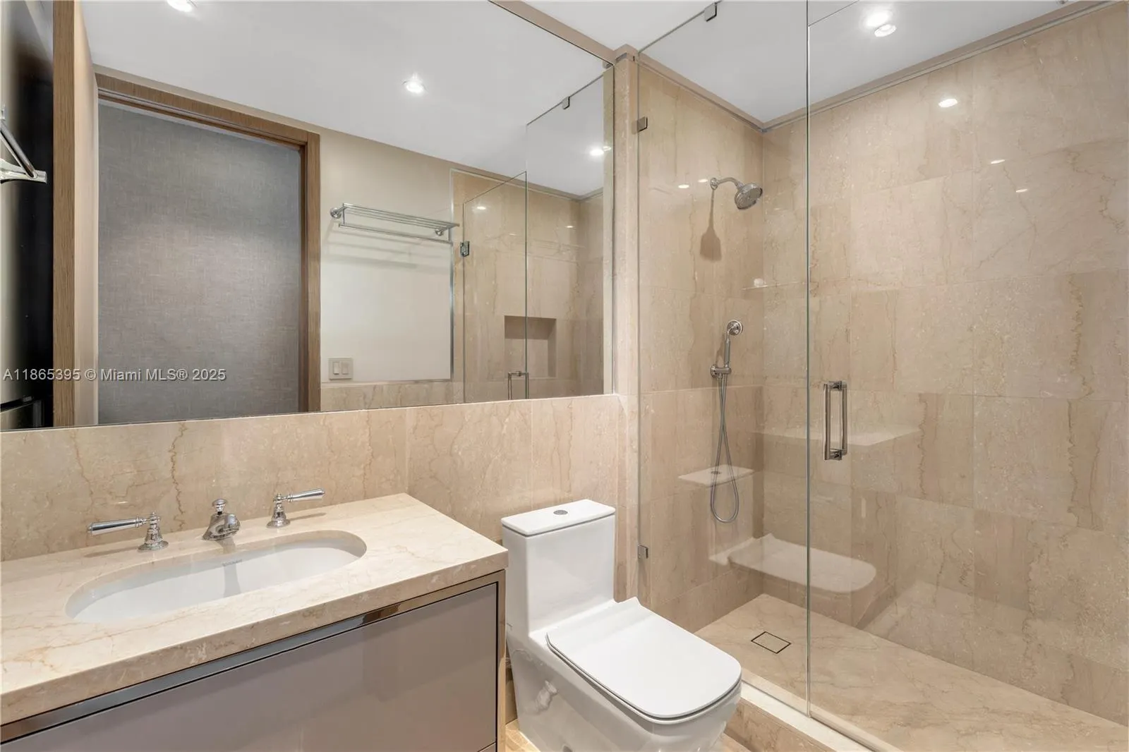 15701 Collins Ave, #4802