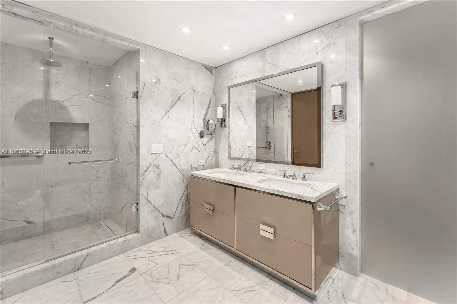 15701 Collins Ave, #4802