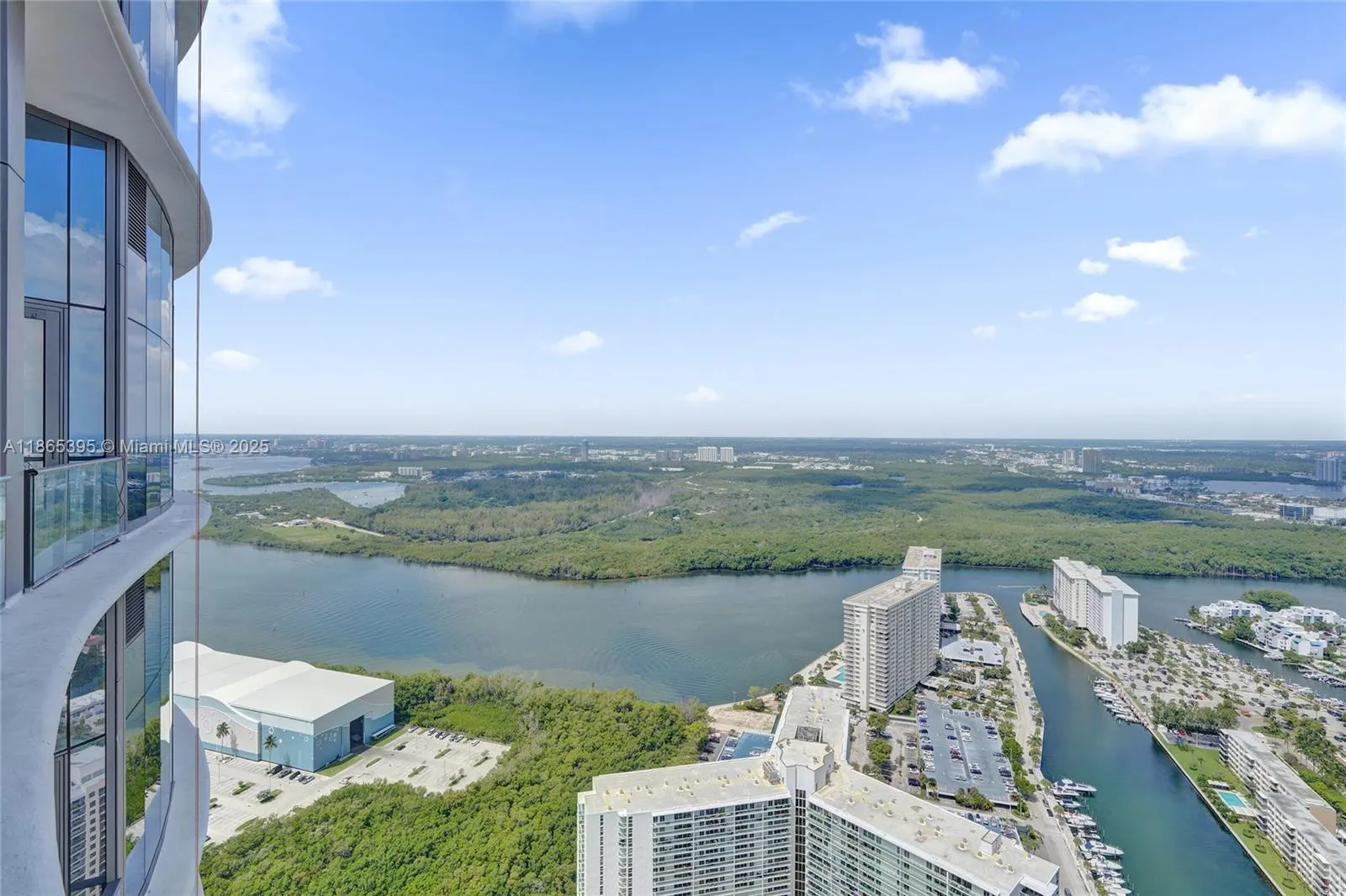 15701 Collins Ave, #4802