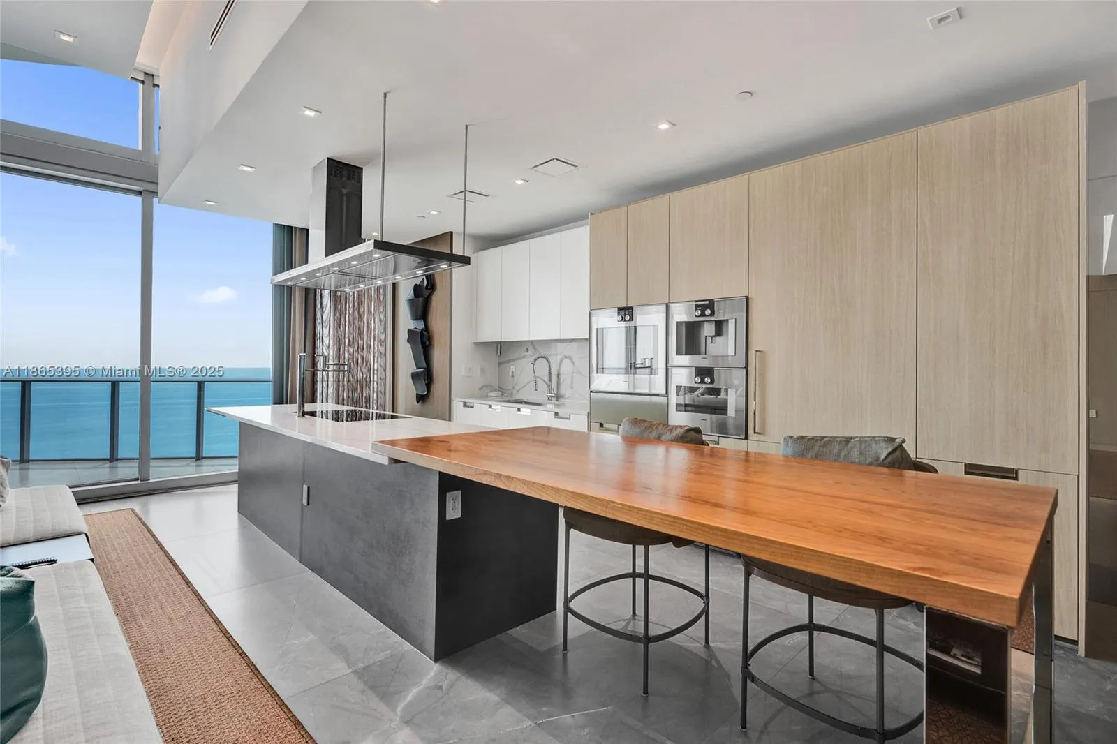 15701 Collins Ave, #4802