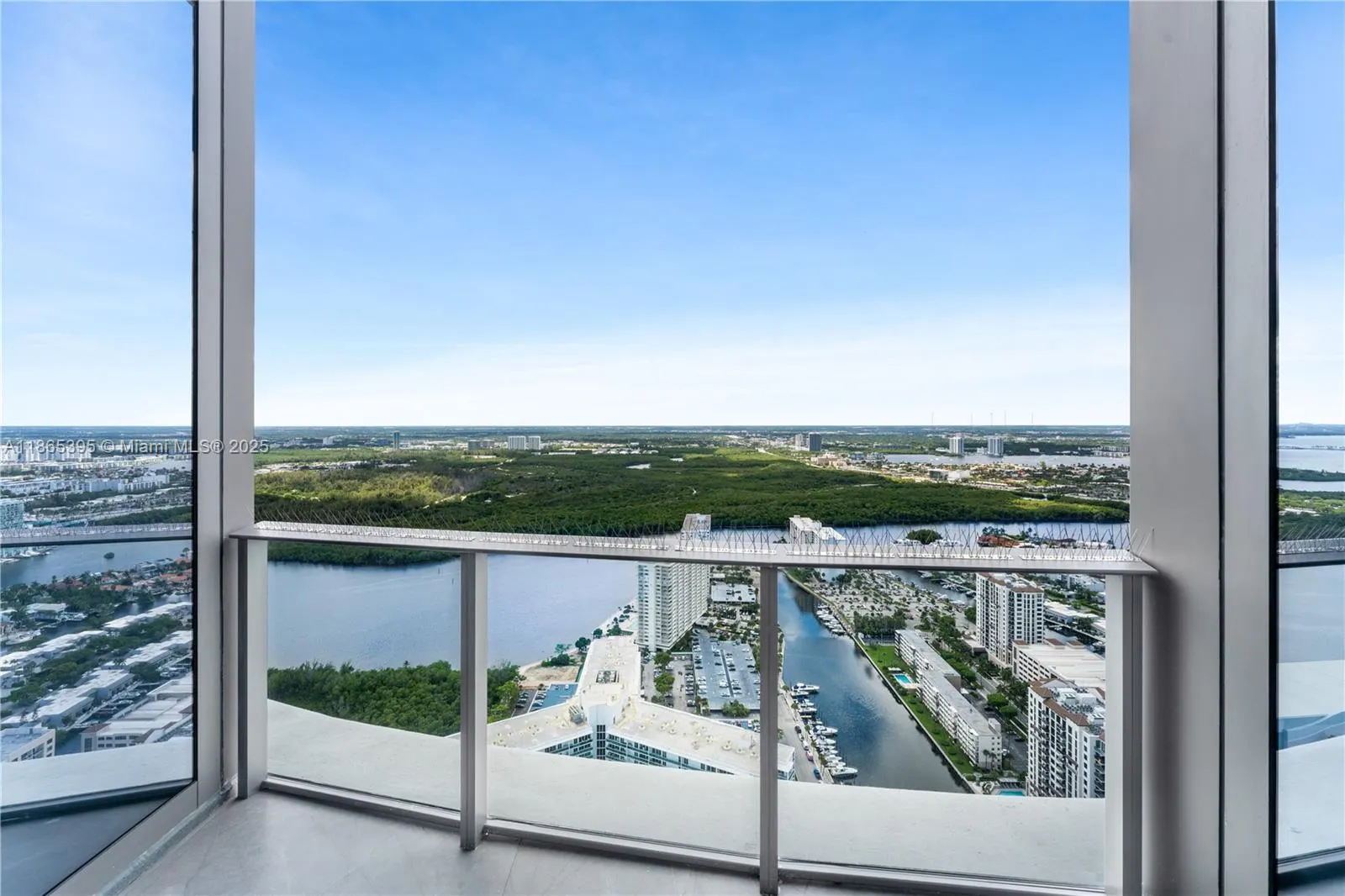 15701 Collins Ave, #4802