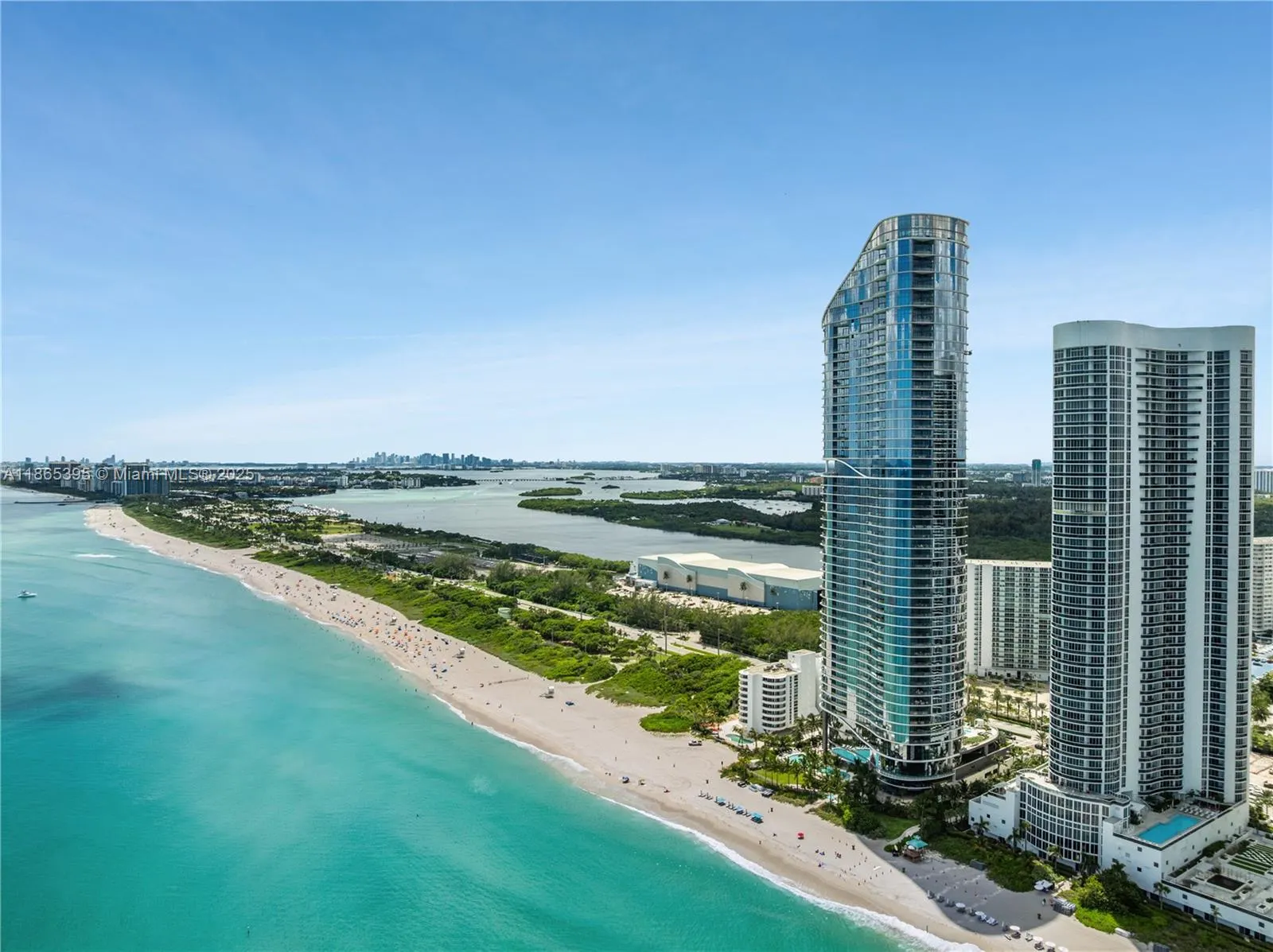 15701 Collins Ave, #4802