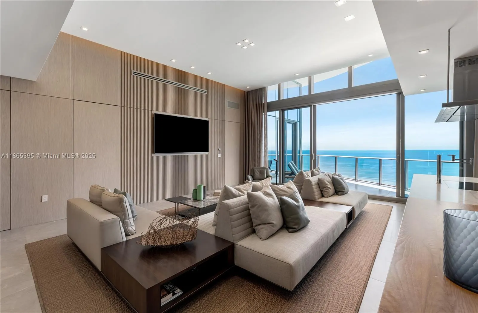 15701 Collins Ave, #4802