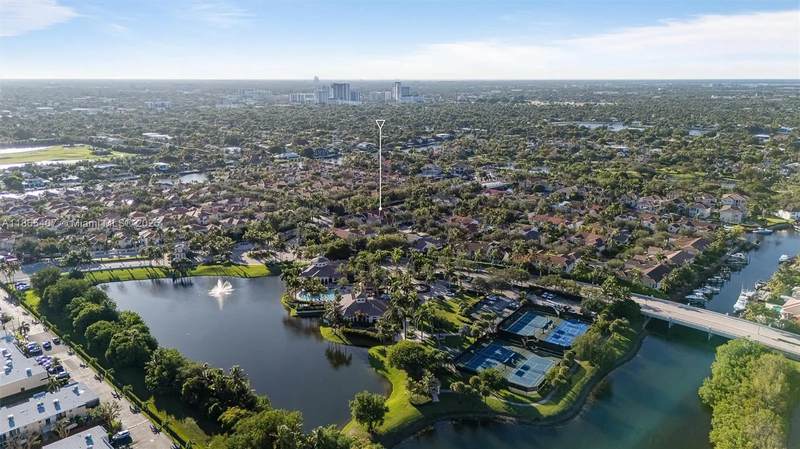 1384 Harbor View W