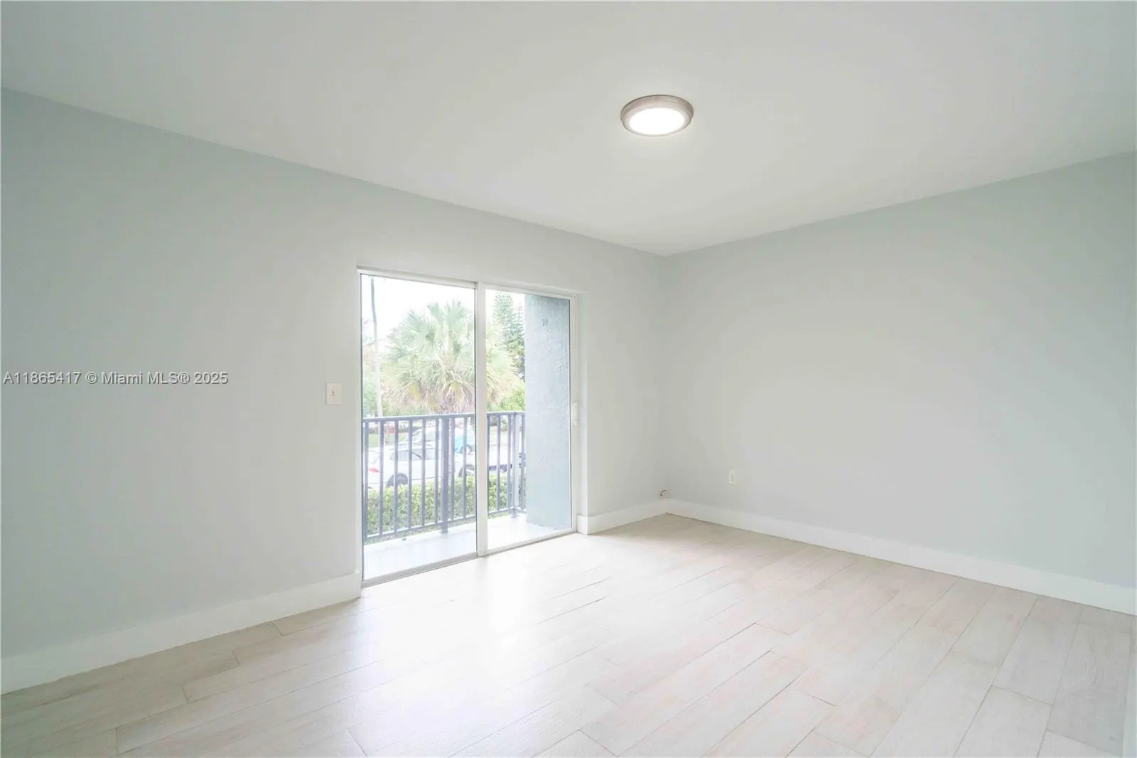 465 NE 59th St, #25
