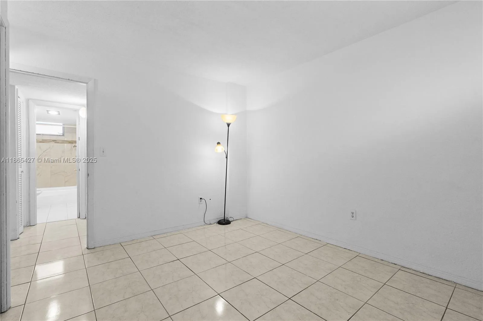 3030 Marcos Dr, #T203