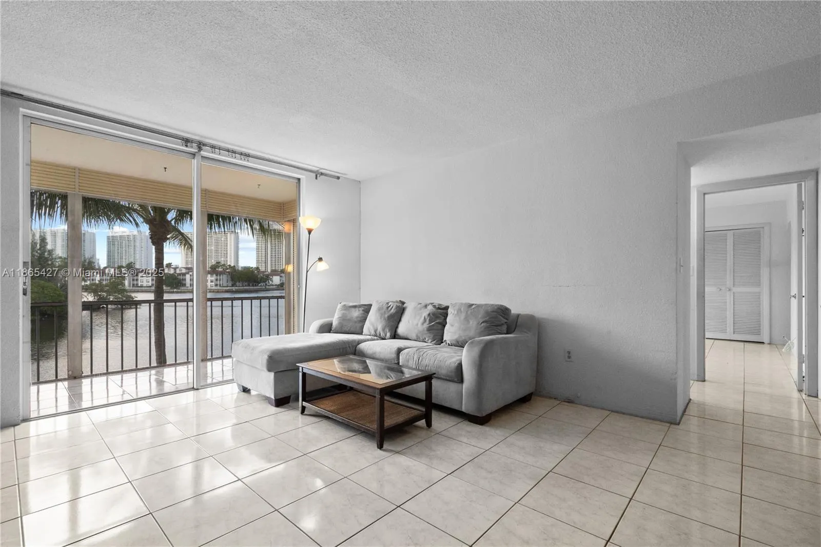 3030 Marcos Dr, #T203
