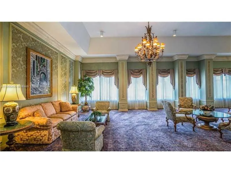 600 Three Islands Blvd, #607