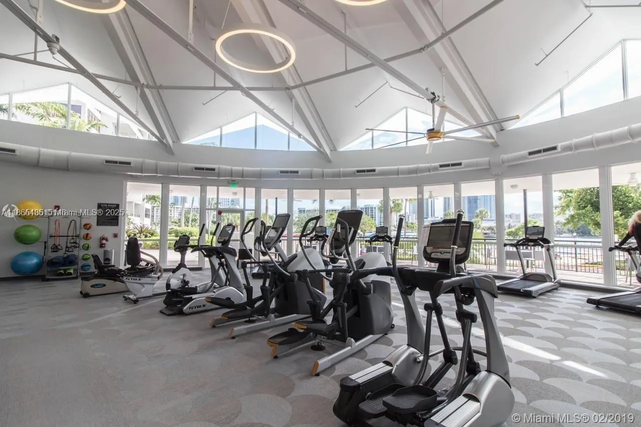 600 Three Islands Blvd, #607