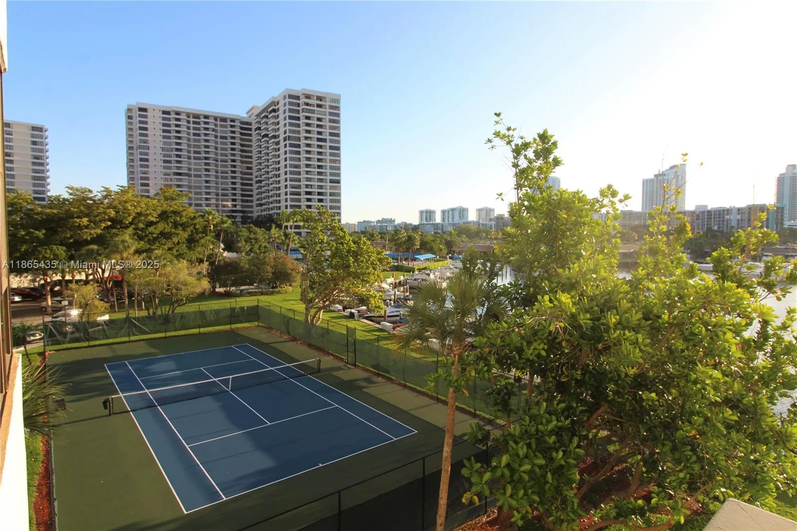 600 Three Islands Blvd, #607
