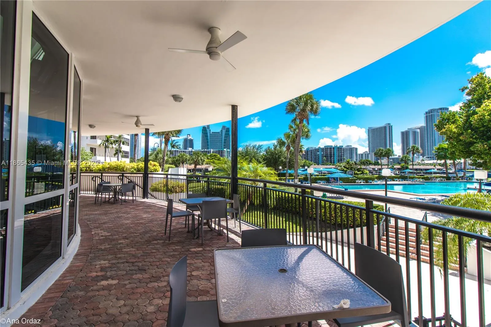 600 Three Islands Blvd, #607