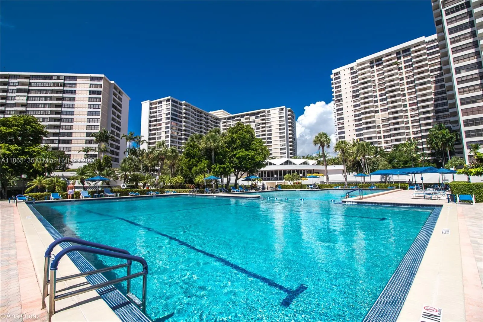 600 Three Islands Blvd, #607