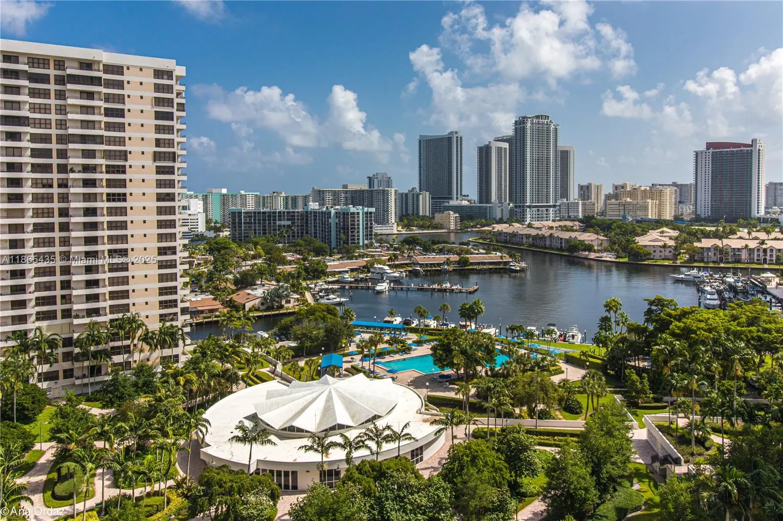 600 Three Islands Blvd, #607