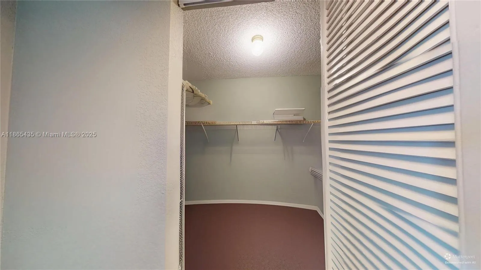 600 Three Islands Blvd, #607