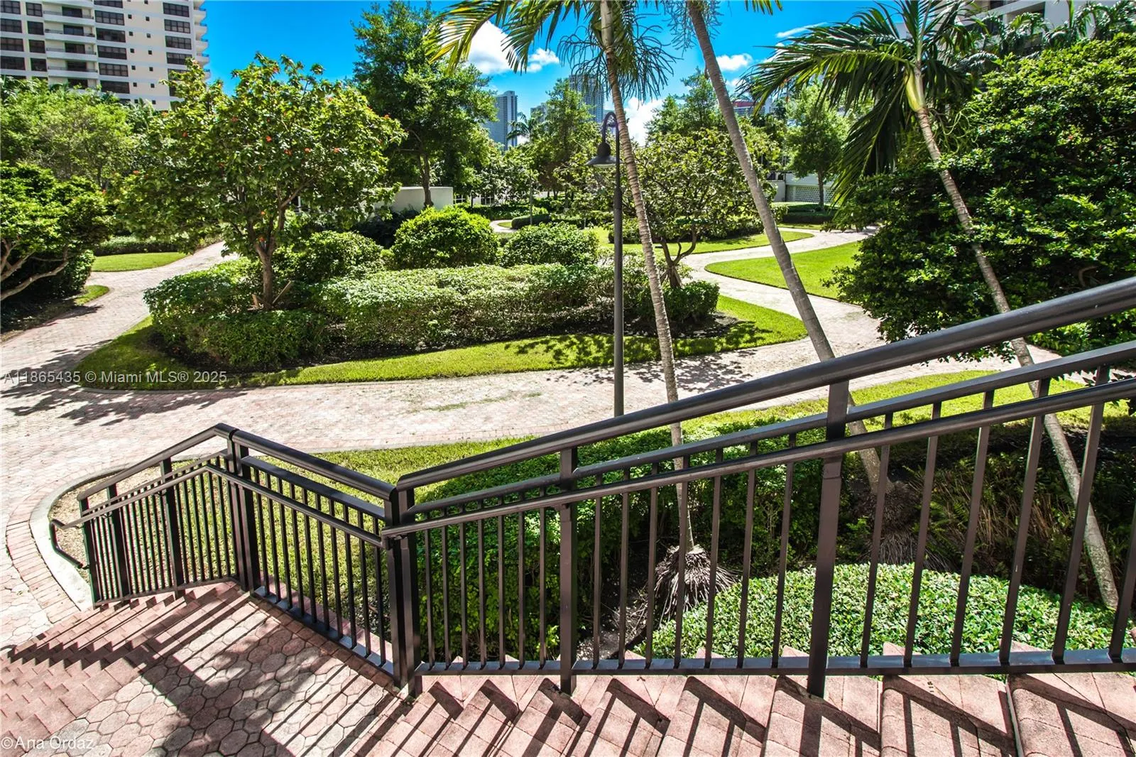 600 Three Islands Blvd, #607