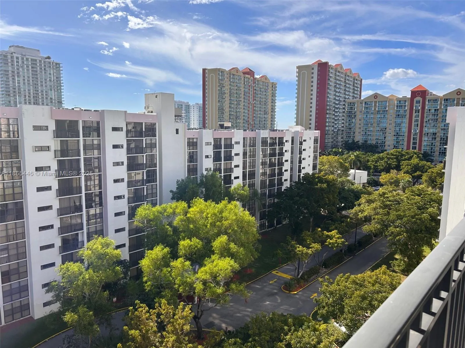 17021 N Bay Rd, #329