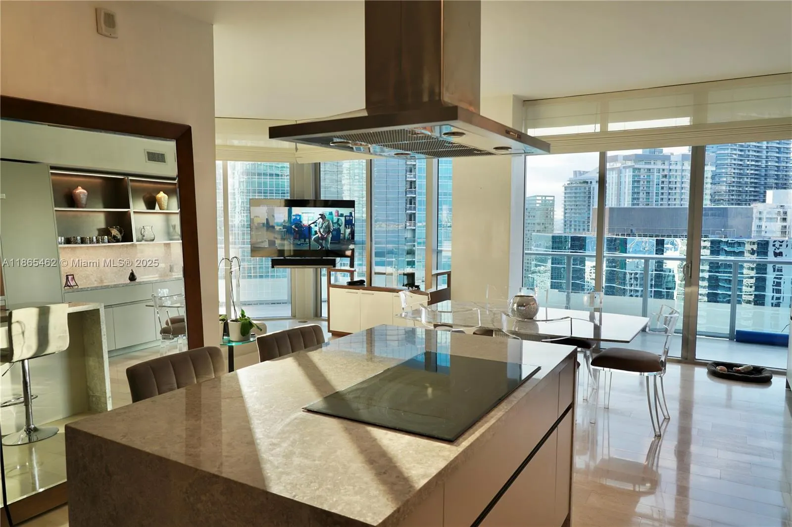 1300 Brickell Bay Dr, #3701