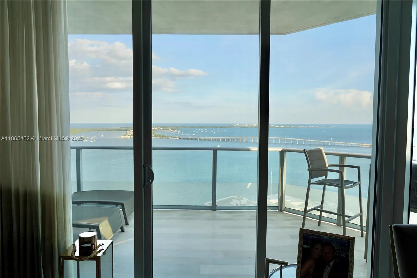 1300 Brickell Bay Dr, #3701