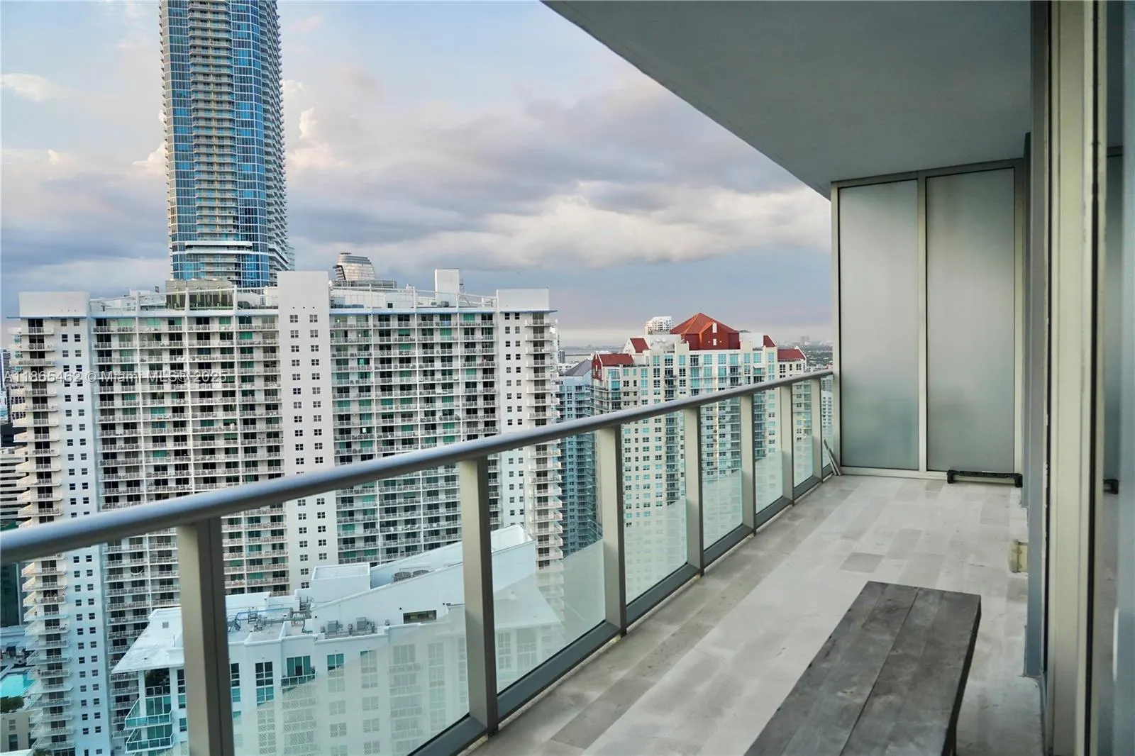 1300 Brickell Bay Dr, #3701
