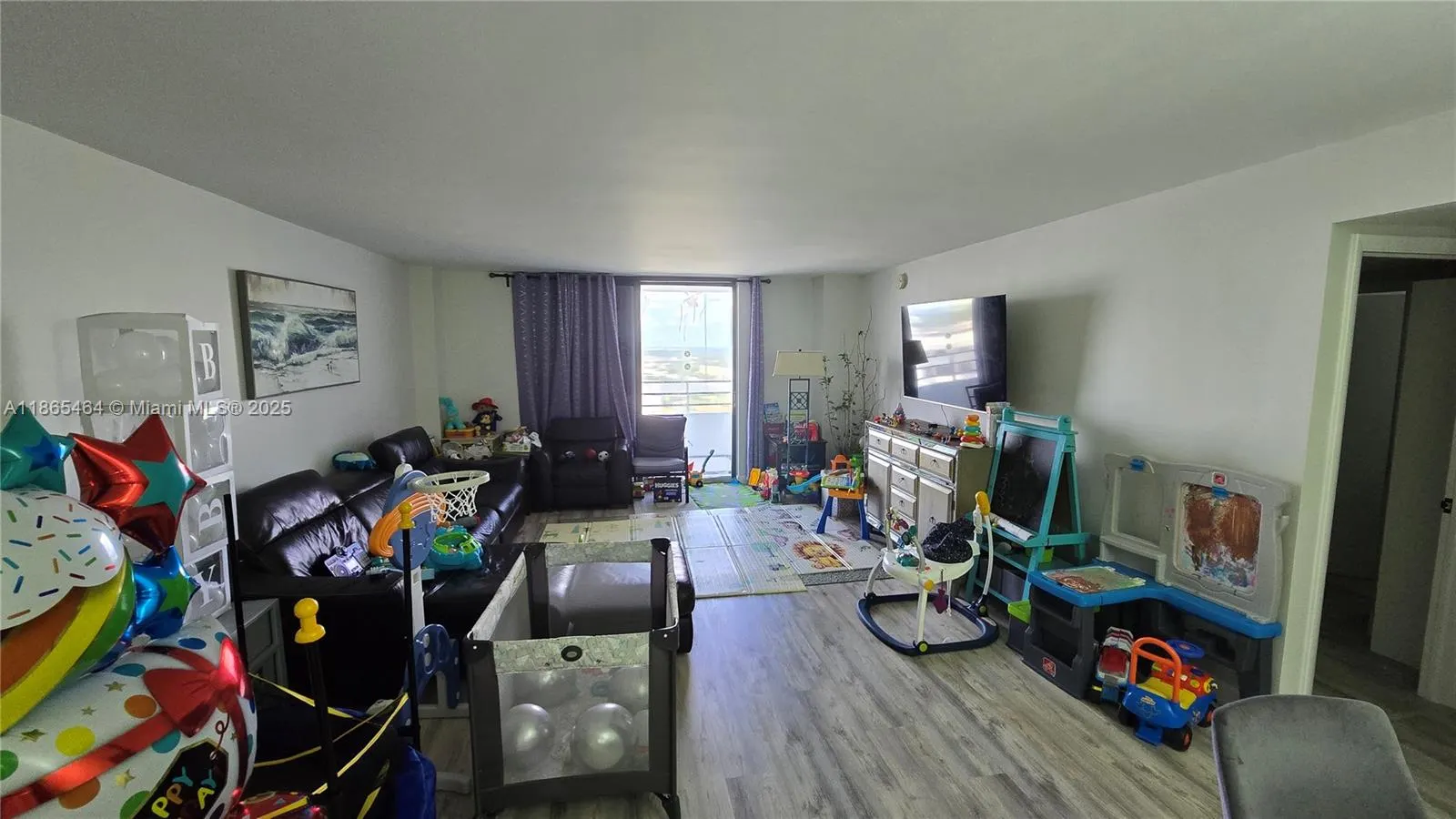 2500 Parkview Dr, #2312