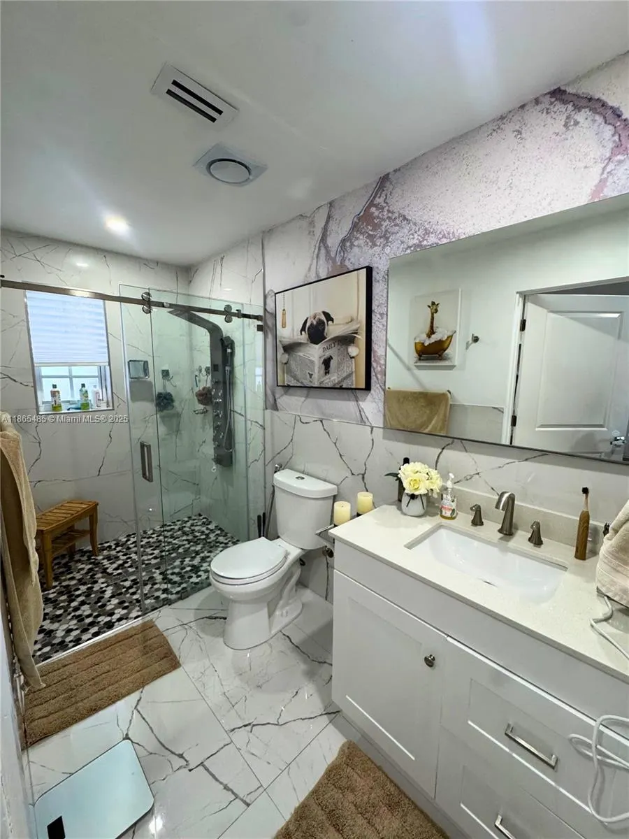 961 Swan Ave, #0