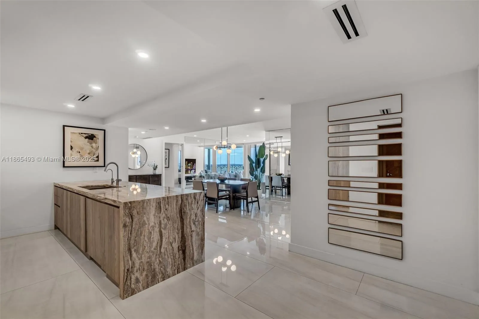 1500 Ocean Drive, #1003