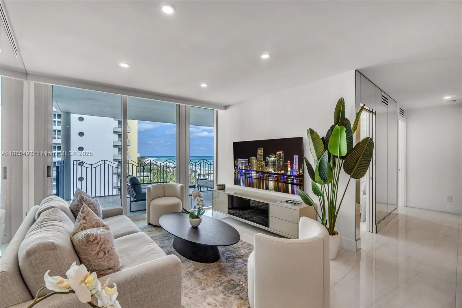 1500 Ocean Drive, #1003