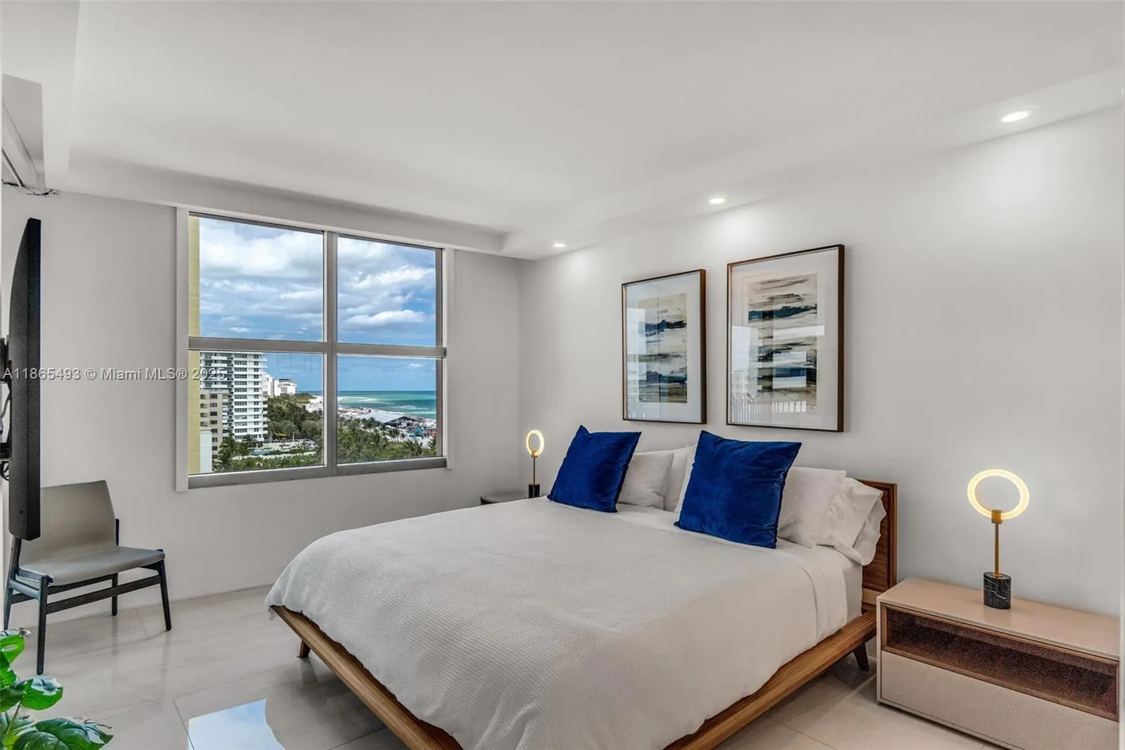 1500 Ocean Drive, #1003