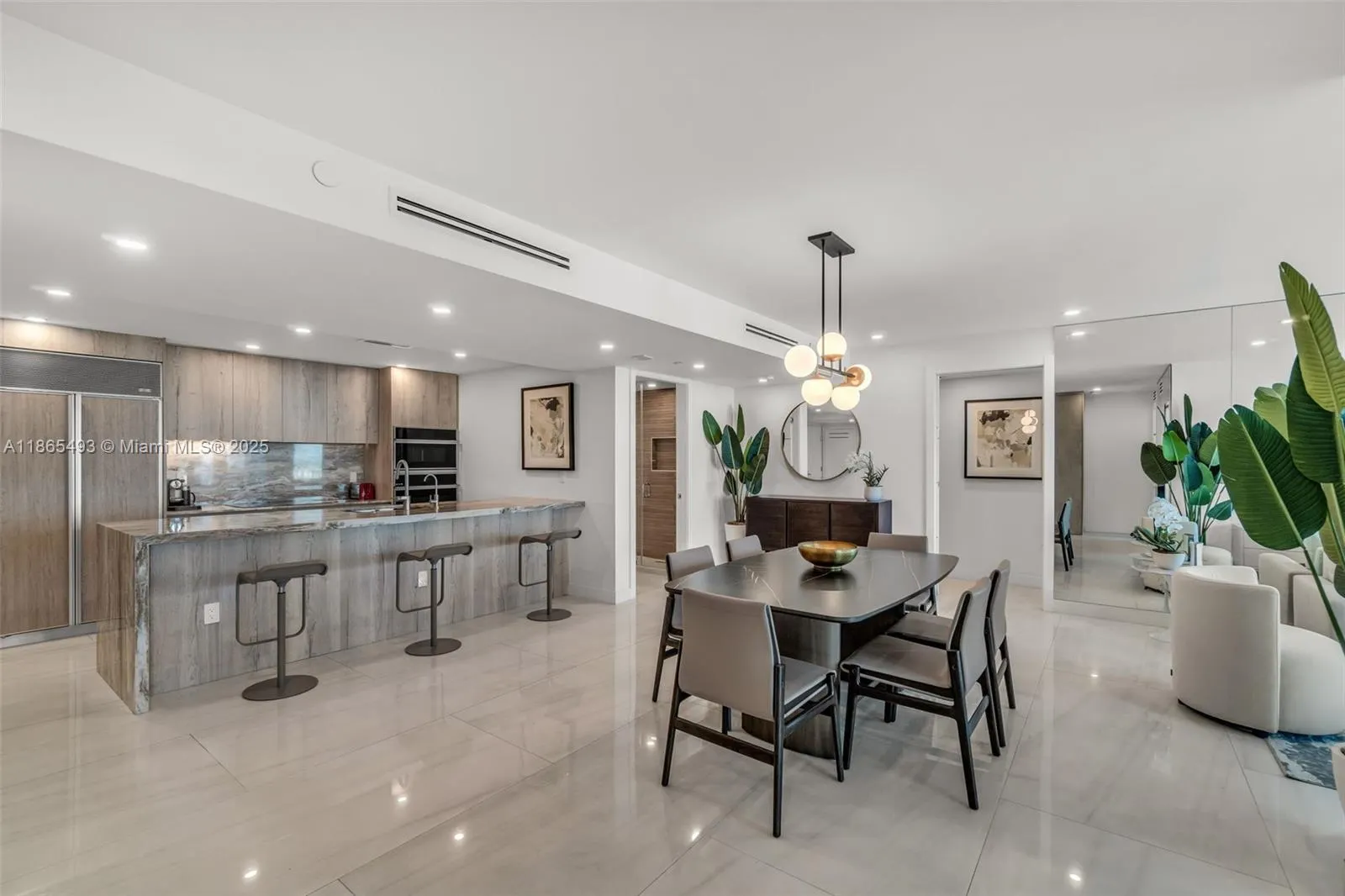 1500 Ocean Drive, #1003