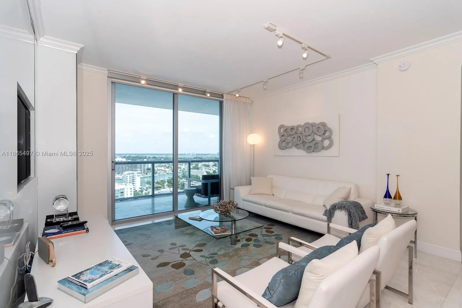 6799 Collins Ave, #CPH06