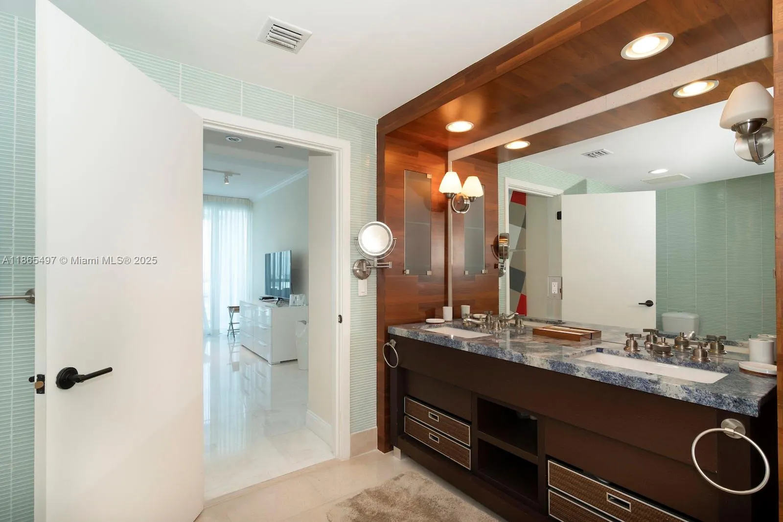 6799 Collins Ave, #CPH06