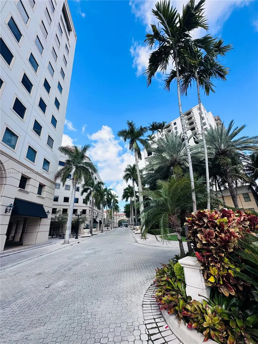 888 S Douglas Rd, #1512