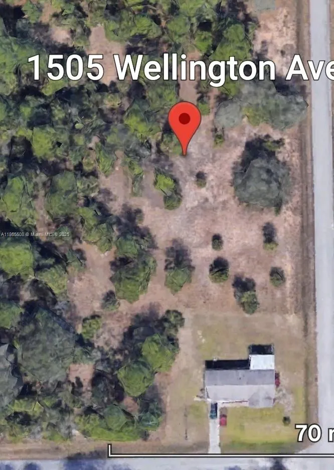 1505 Wellington Ave