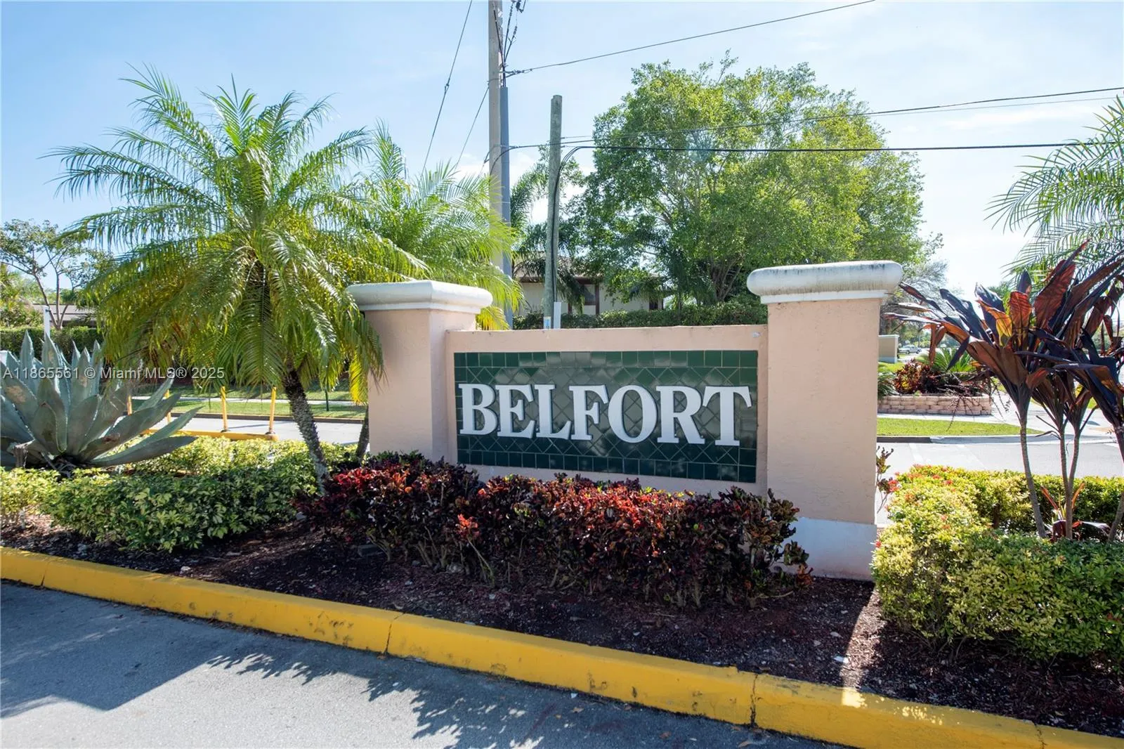 9522 N Belfort Cir, #106