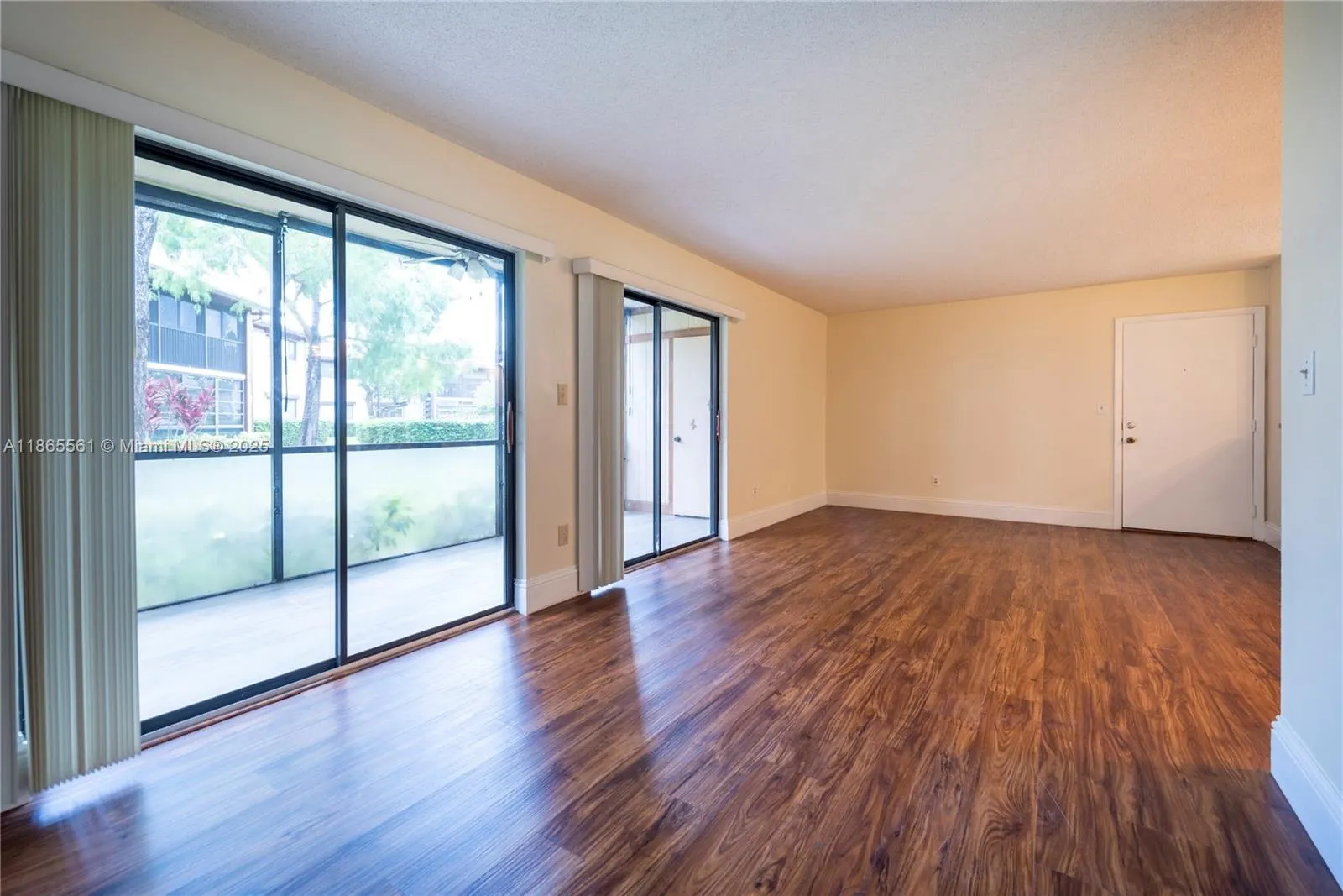 9522 N Belfort Cir, #106