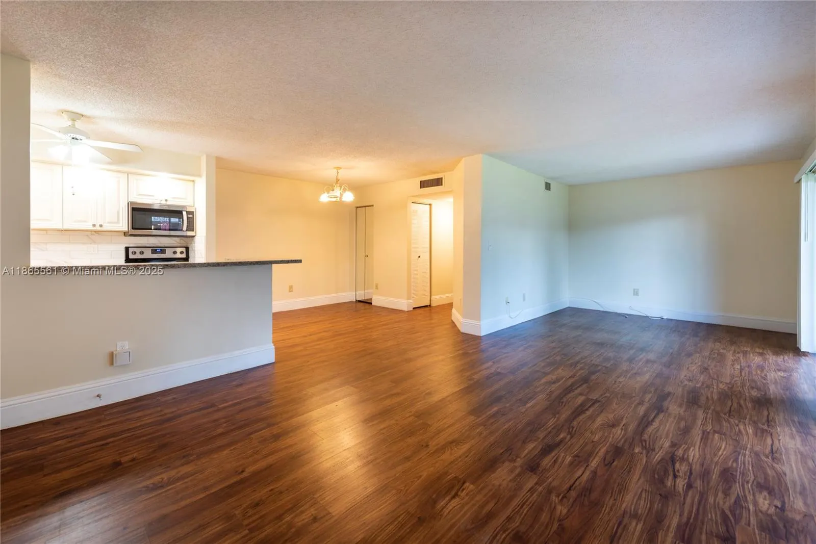 9522 N Belfort Cir, #106