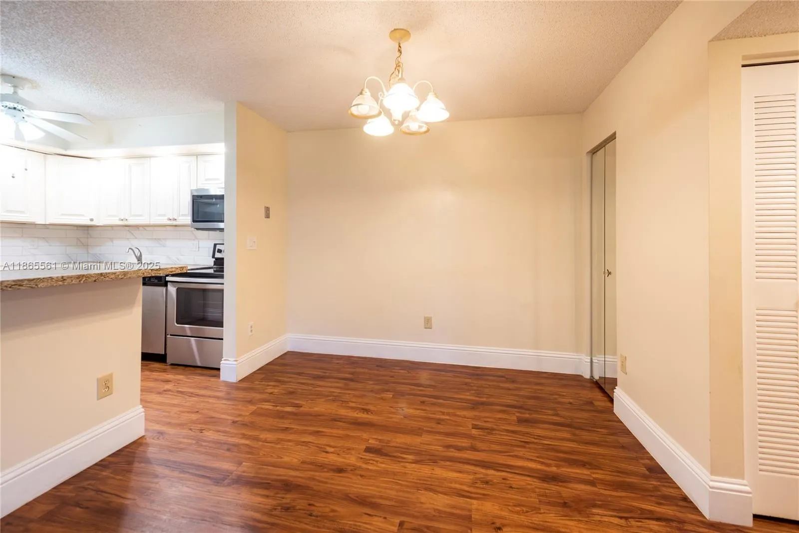 9522 N Belfort Cir, #106