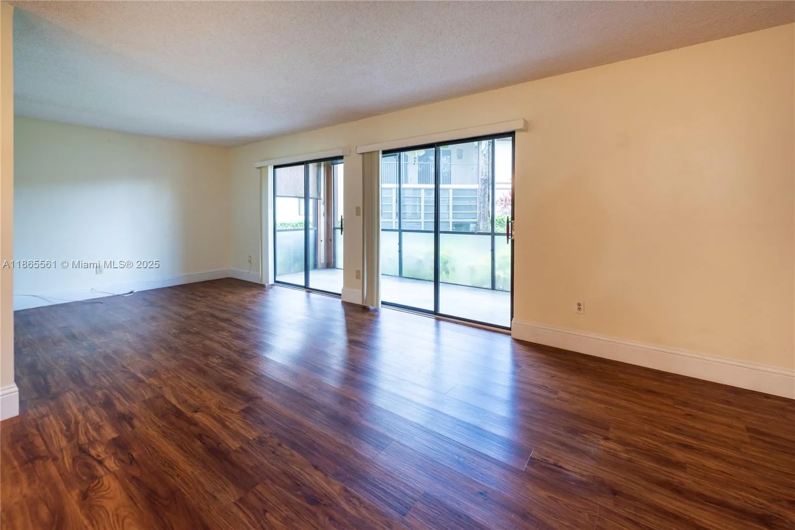9522 N Belfort Cir, #106