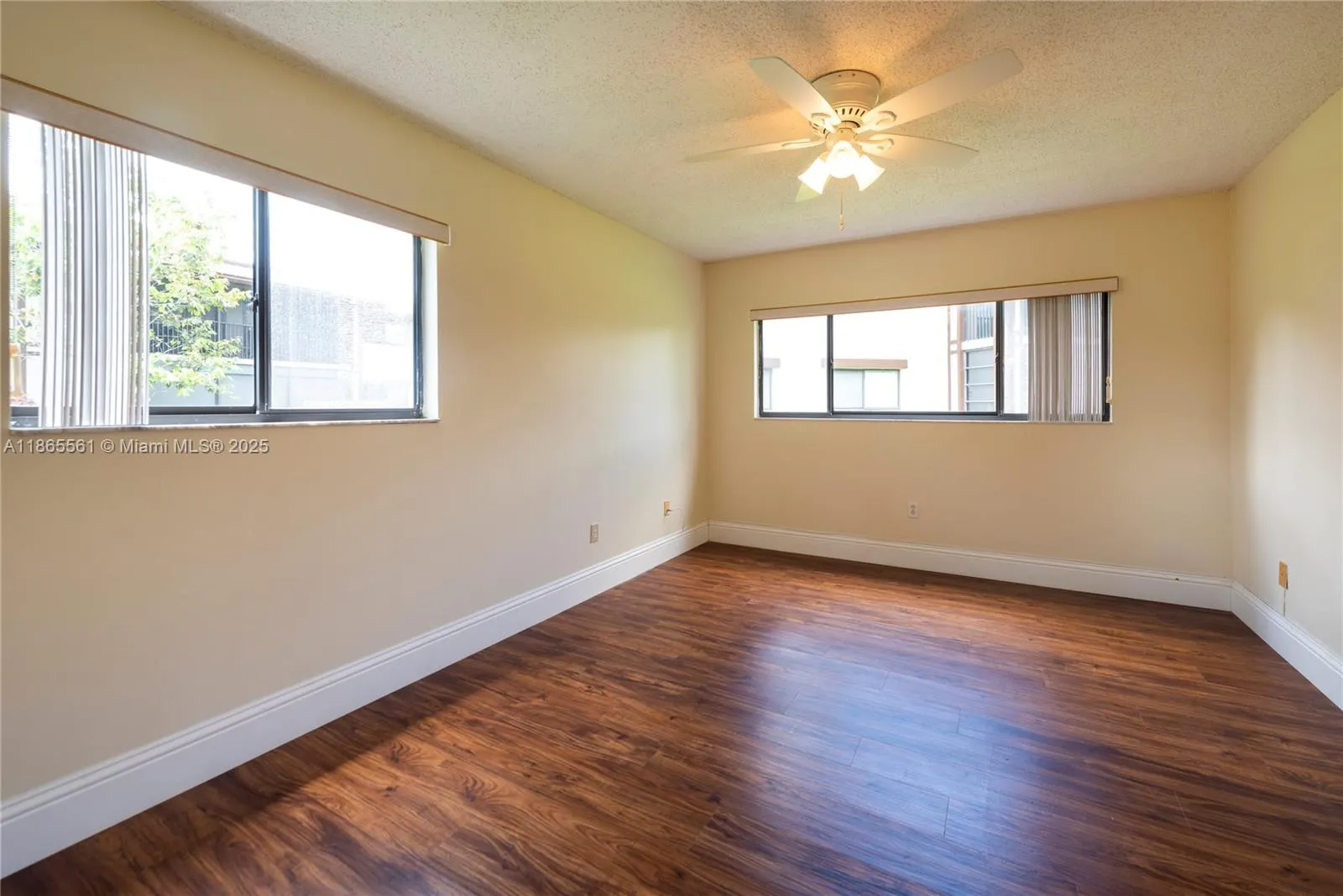 9522 N Belfort Cir, #106