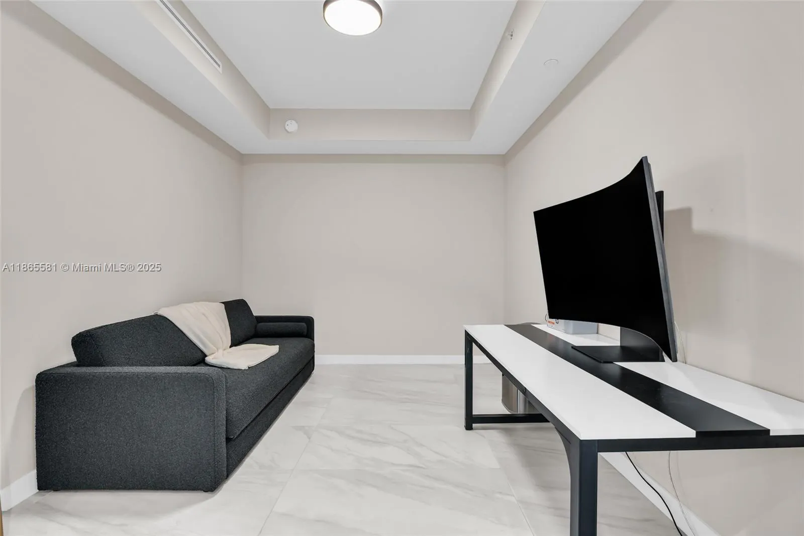 220 SE Mizner Blvd, #414