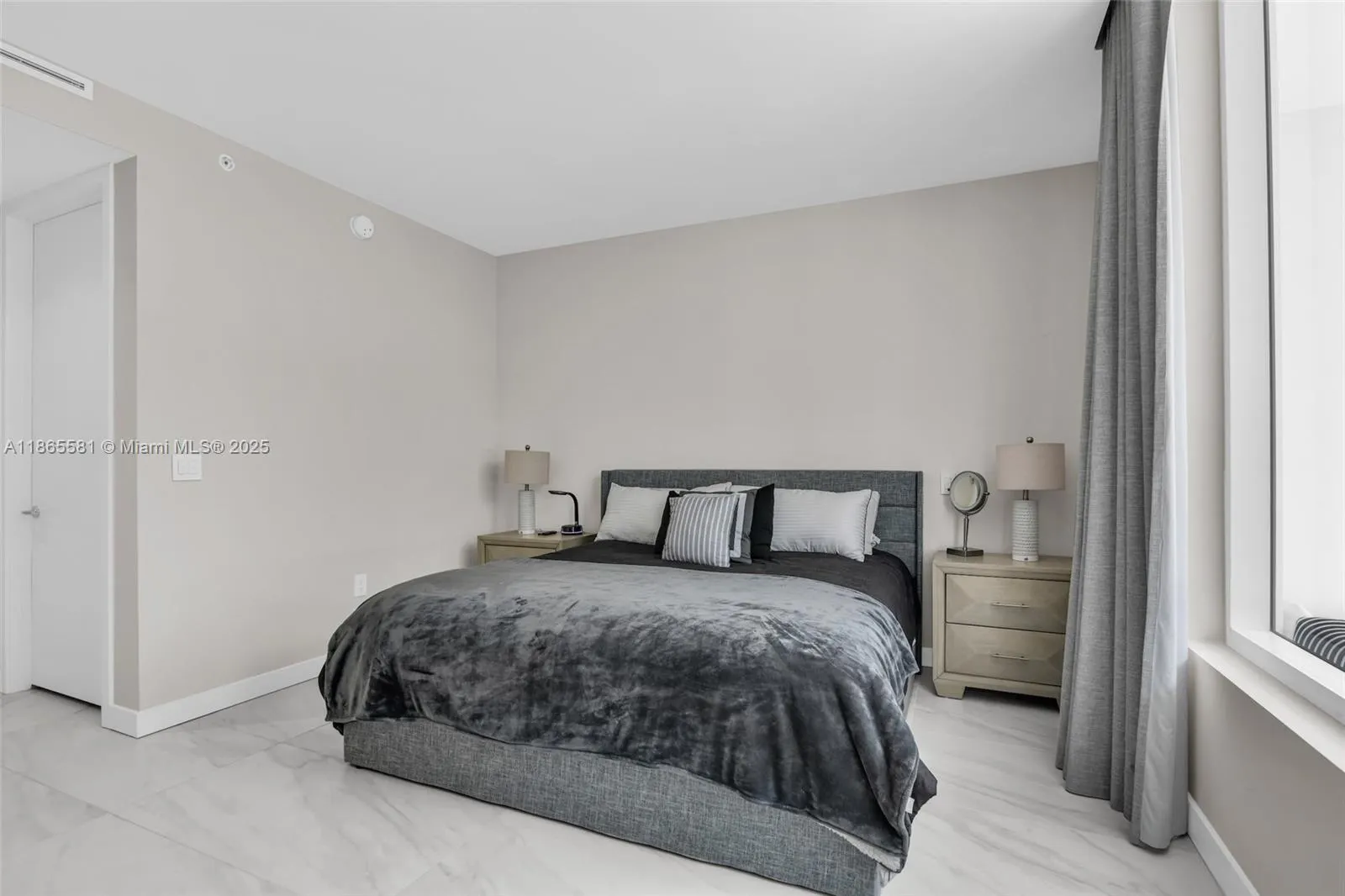 220 SE Mizner Blvd, #414